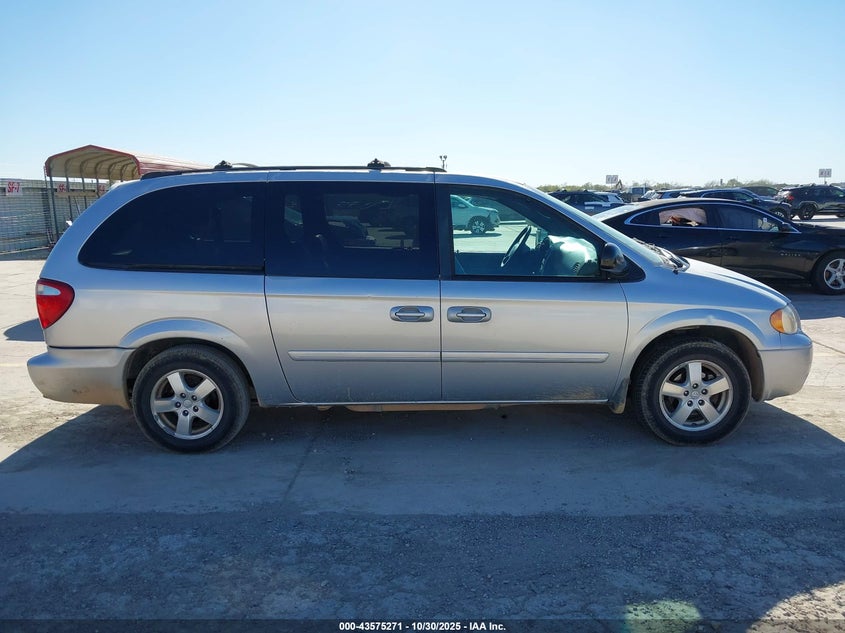 2005 Dodge Grand Caravan Sxt VIN: 2D4GP44L55R134475 Lot: 43575271