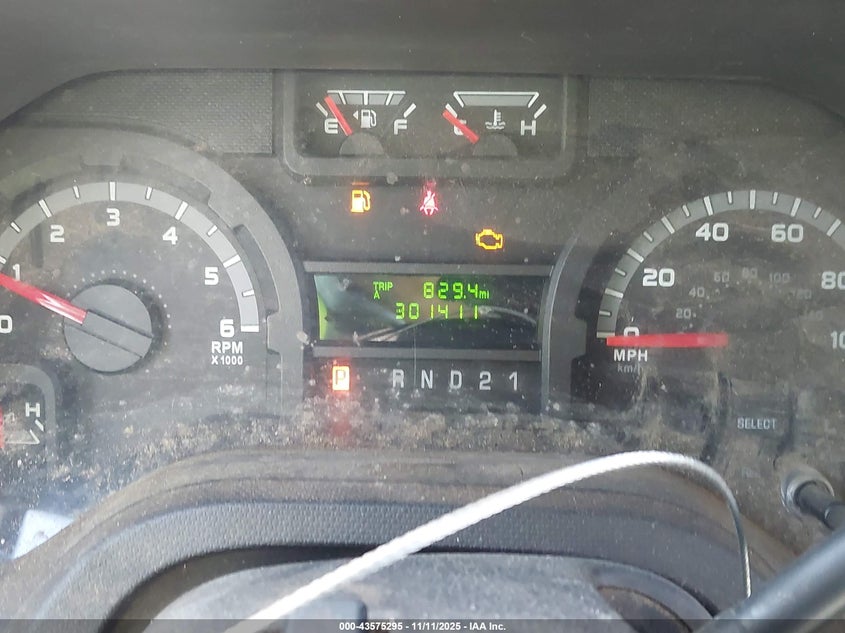 2011 Ford E-350 Super Duty Commercial VIN: 1FTSE3EL8BDA33726 Lot: 43575295