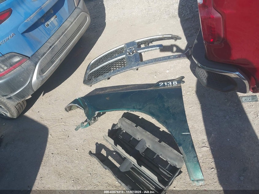 2021 Ram 1500 Classic Tradesman 4X4 5'7 Box VIN: 3C6RR7KG8MG635413 Lot: 43575313