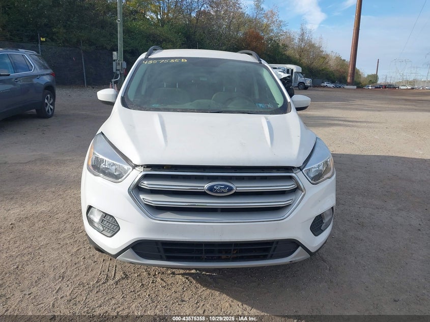 2018 FORD ESCAPE SE 1FMCU9GD3JUD40781