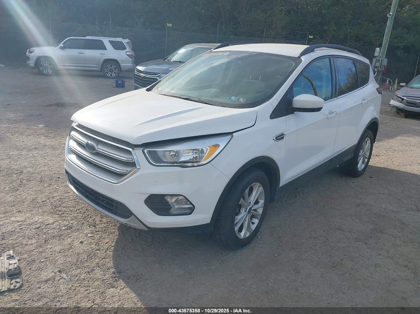 2018 FORD ESCAPE SE 1FMCU9GD3JUD40781