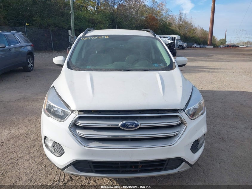 2018 FORD ESCAPE SE 1FMCU9GD3JUD40781
