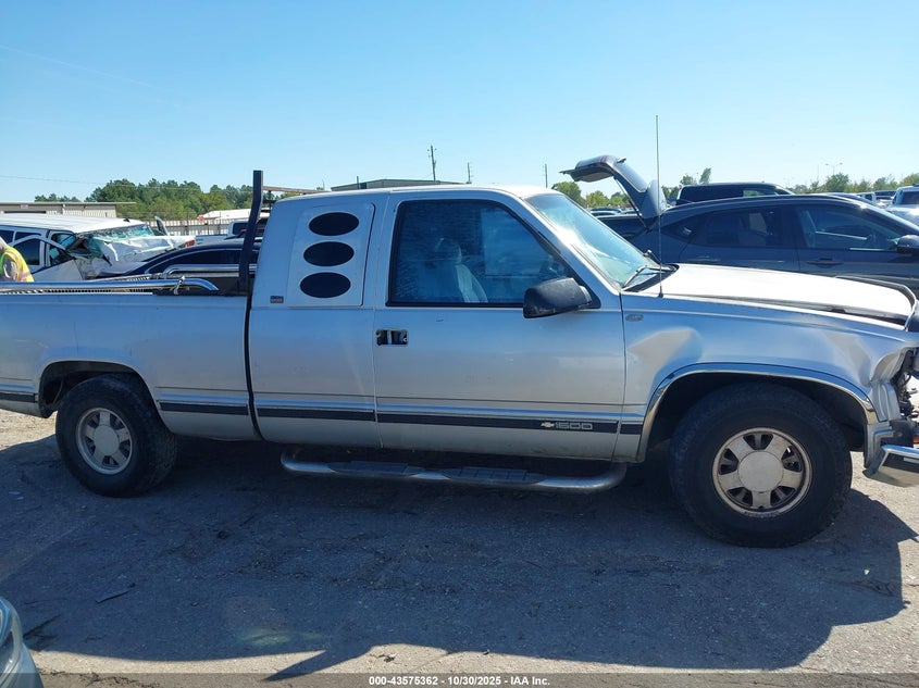 1996 Chevrolet Gmt-400 C1500 VIN: 2GCEC19R0T1183705 Lot: 43575362