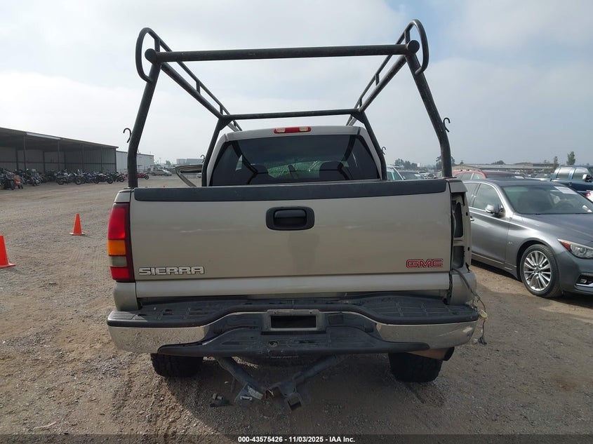 2002 GMC Sierra 2500Hd Sle VIN: 1GTHC23G82F137203 Lot: 43575426