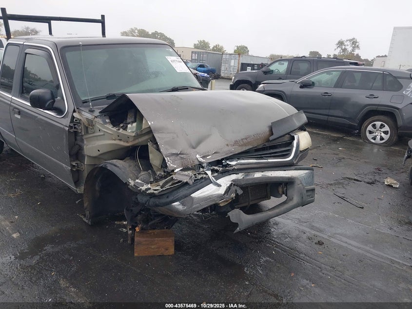 2000 Mazda B3000 VIN: 4F4YR16B5YDM10702 Lot: 43575469