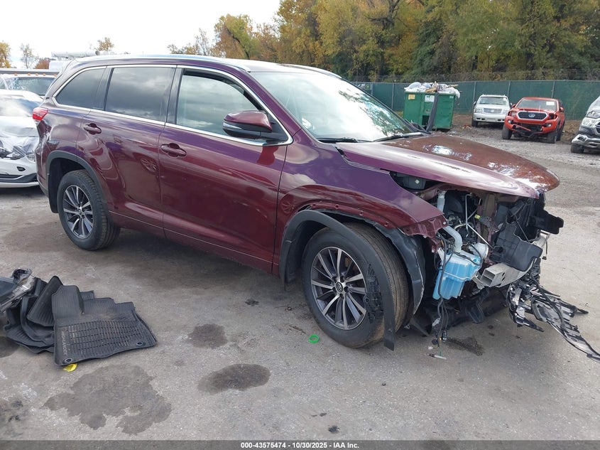 TOYOTA HIGHLANDER XLE