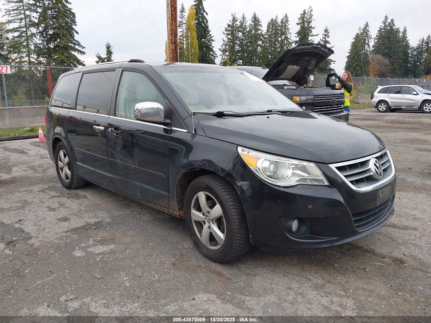 2V4RW6DX8AR407514 2010 Volkswagen Routan Sel Premium auction photo 1