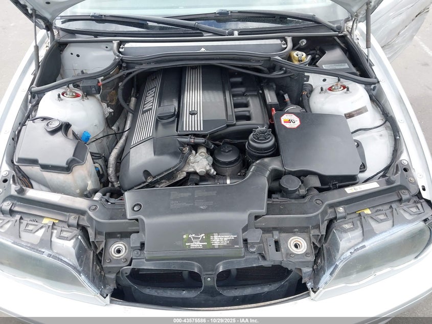 2001 BMW 325Ci VIN: WBABS33481JY40880 Lot: 43575586