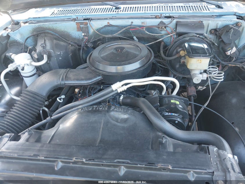 1987 Chevrolet Suburban R1 VIN: 1GNER16K9HF162851 Lot: 43575593