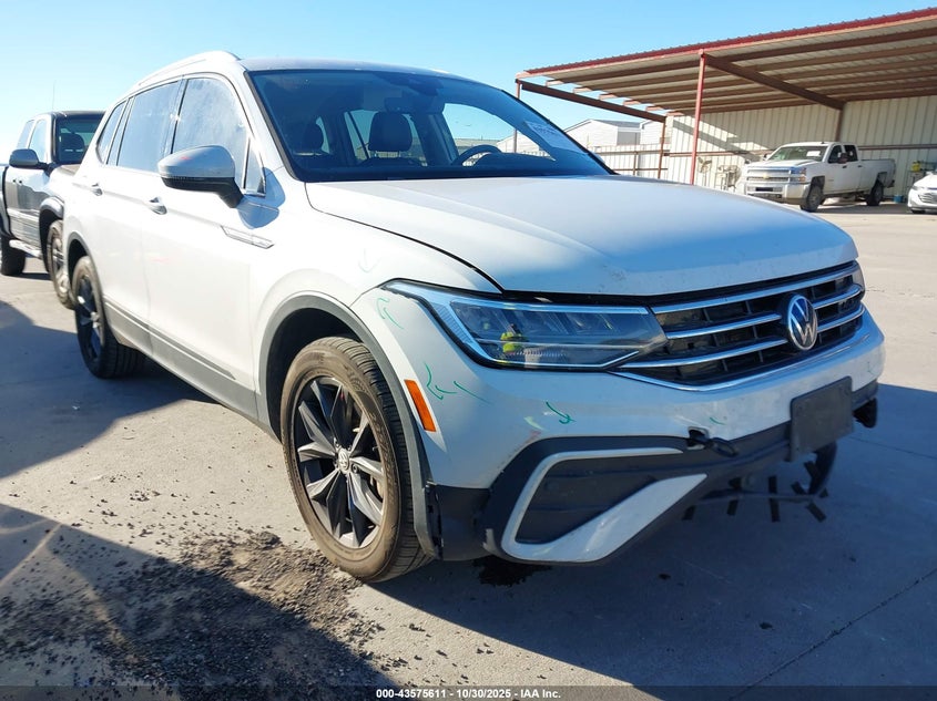 VOLKSWAGEN TIGUAN 2.0T SE