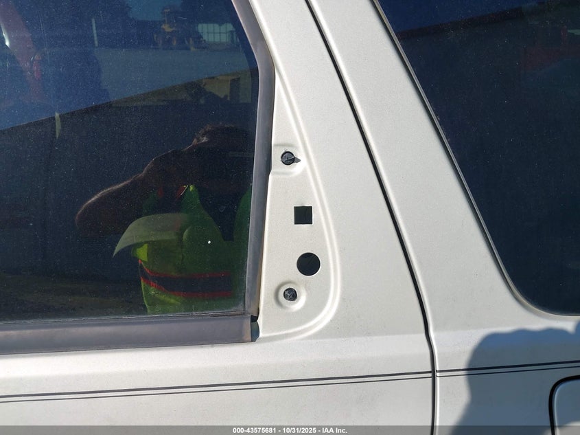 2005 Mazda Tribute S VIN: 4F2YZ04195KM43786 Lot: 43575681