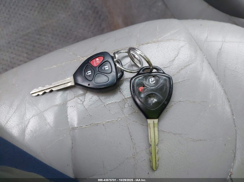 2007 Toyota Rav4 Limited VIN: JTMZD31VX75036086 Lot: 43575701