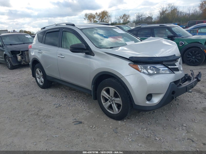 TOYOTA RAV4 LE