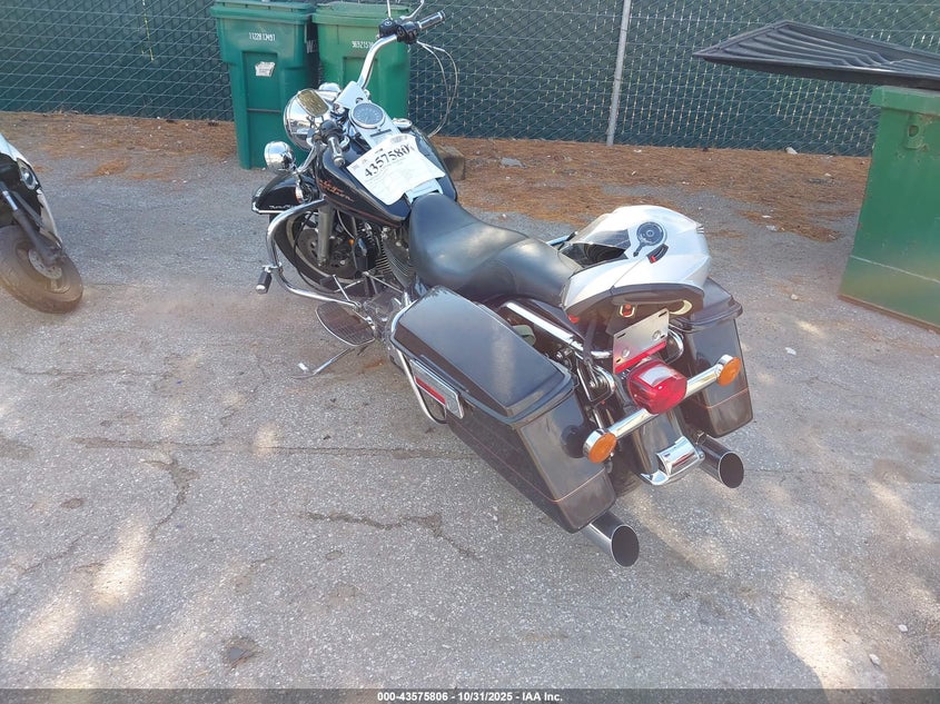 1HD1FDV13XY615695 1999 HARLEY-DAVIDSON ROAD KING photo no. 3