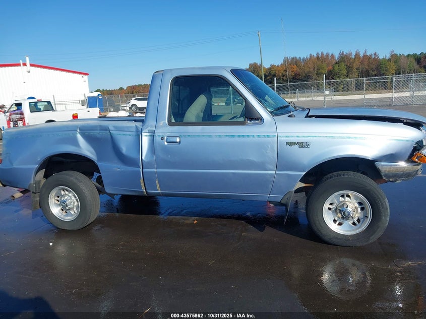 1998 Ford Ranger Splash/Xl/Xlt VIN: 1FTYR10C0WUA82371 Lot: 43575862