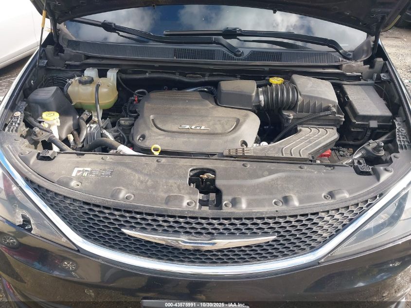 2017 Chrysler Pacifica Touring VIN: 2C4RC1DG5HR529473 Lot: 43575991