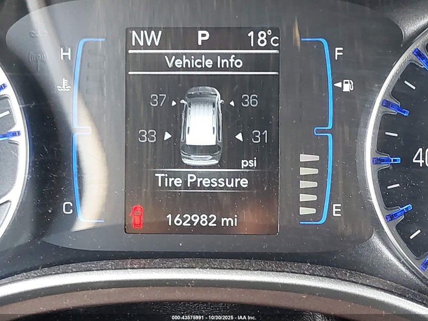 2017 Chrysler Pacifica Touring VIN: 2C4RC1DG5HR529473 Lot: 43575991