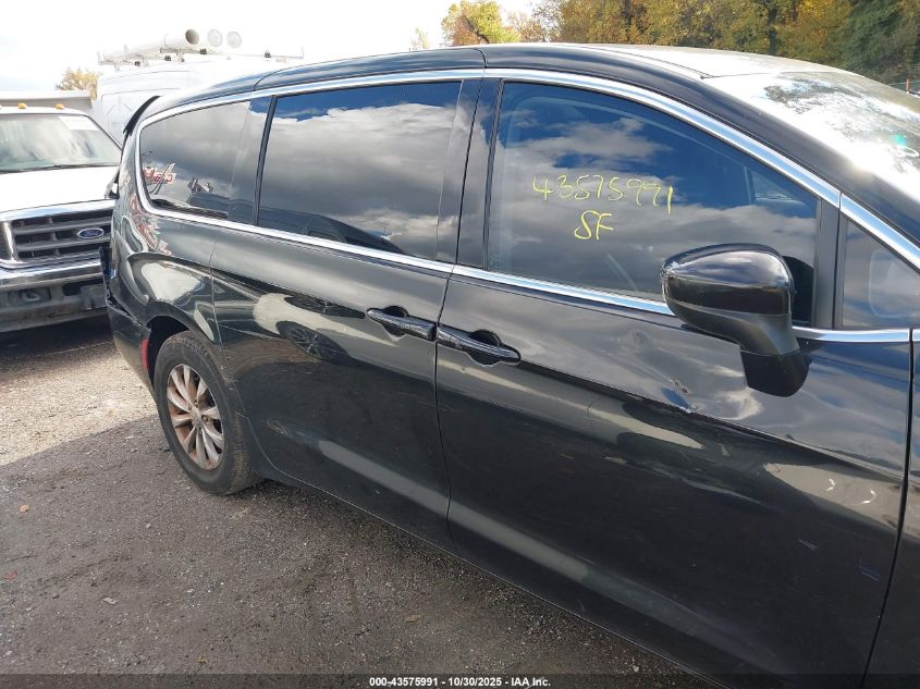 2017 Chrysler Pacifica Touring VIN: 2C4RC1DG5HR529473 Lot: 43575991