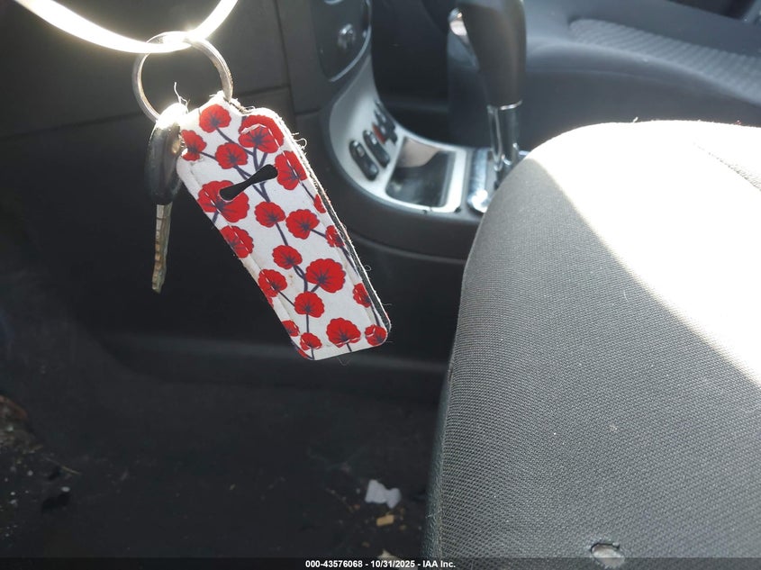 2008 Chevrolet Hhr Lt VIN: 3GNDA23D68S568791 Lot: 43576068