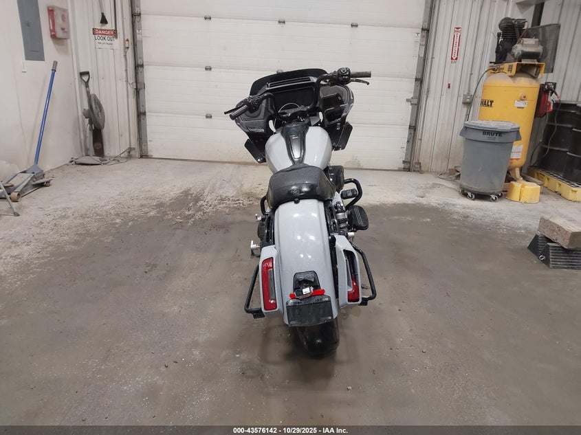 2024 Harley-Davidson Fltrx VIN: 1HD1KH718RB628366 Lot: 43576142