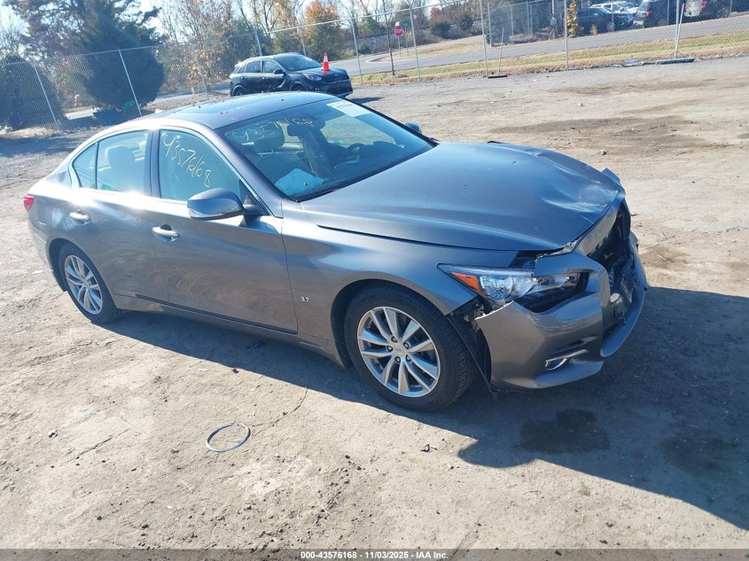 INFINITI Q50 PREMIUM
