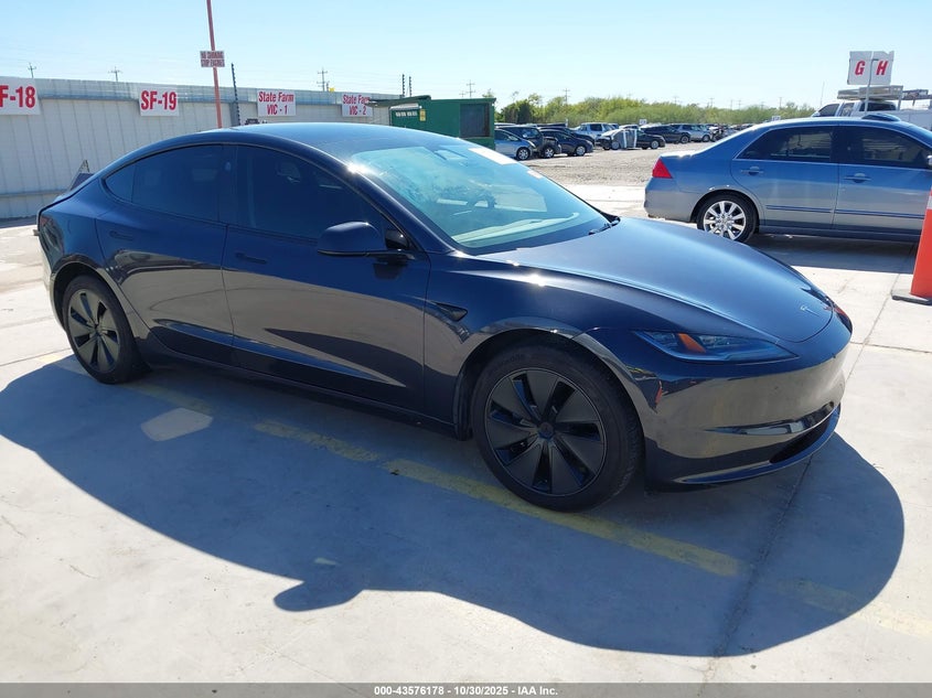 TESLA MODEL 3 LONG RANGE DUAL MOTOR ALL-WHEEL DRIVE