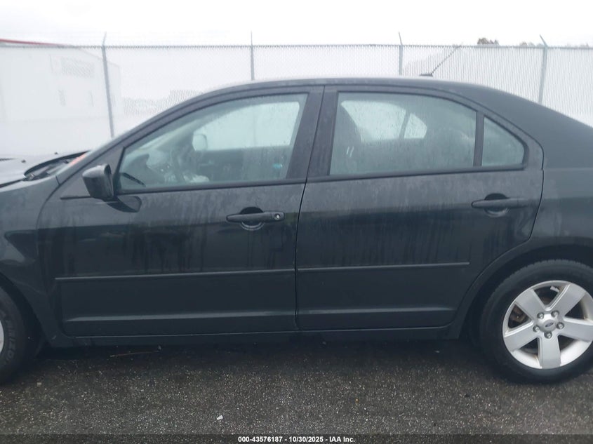 2009 Ford Fusion Se VIN: 3FAHP071X9R217197 Lot: 43576187