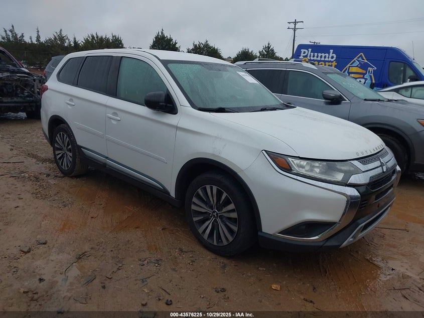 MITSUBISHI OUTLANDER ES 2.4