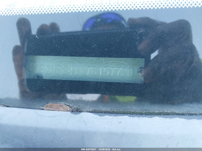 2007 Ford Five Hundred Sel VIN: 1FAHP241X7G157720 Lot: 43576251