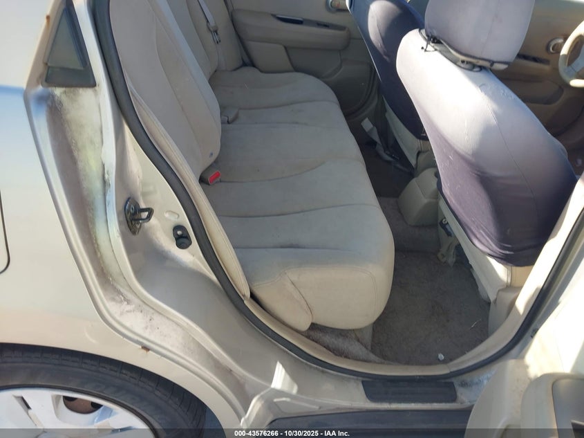 2007 Nissan Versa 1.8S VIN: 3N1BC11E57L399195 Lot: 43576266