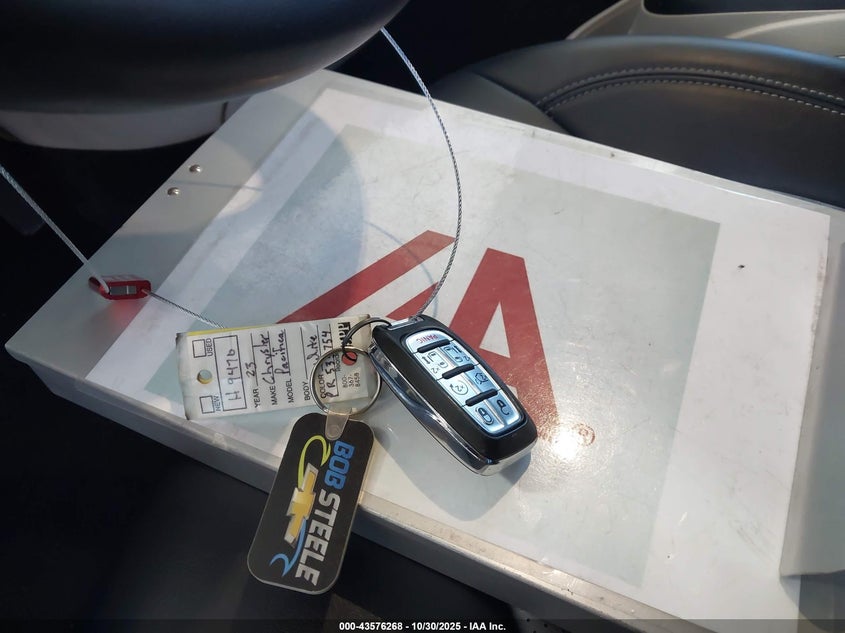 2023 Chrysler Pacifica Touring L VIN: 2C4RC1BG8PR535754 Lot: 43576268