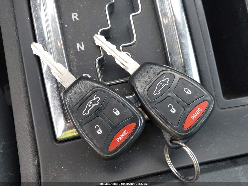 2007 Chrysler 300 Touring VIN: 2C3KA53GX7H792857 Lot: 43576380