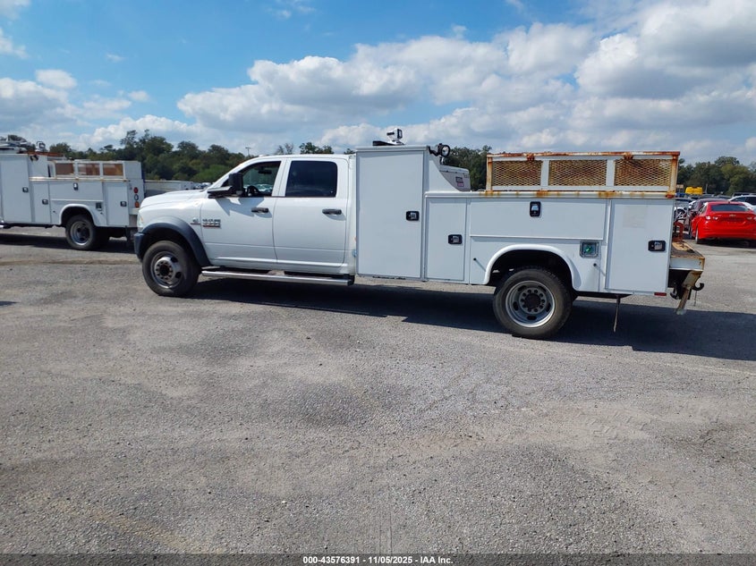 2015 Ram 5500 Chassis Tradesman/Slt/Laramie VIN: 3C7WRMFL9FG709106 Lot: 43576391