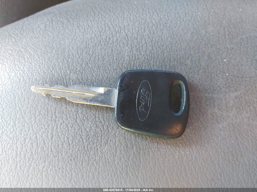 2002 Ford Mustang Gt VIN: 1FAFP42X32F227471 Lot: 43576415