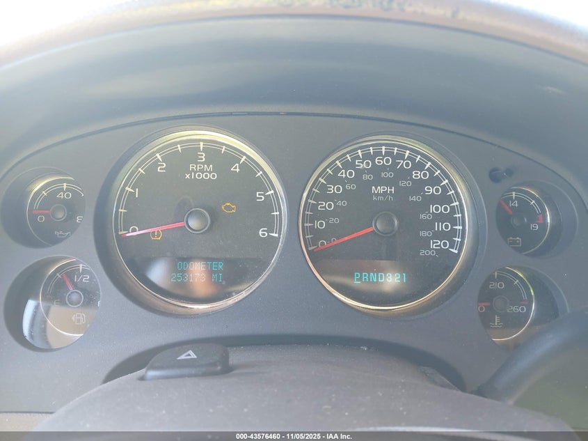 2007 GMC Yukon Slt VIN: 1GKFC13J97R381854 Lot: 43576460