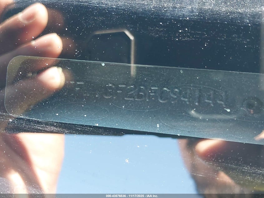 2011 Ford F-150 Lariat VIN: 1FTFW1CF2BFC94144 Lot: 43576536