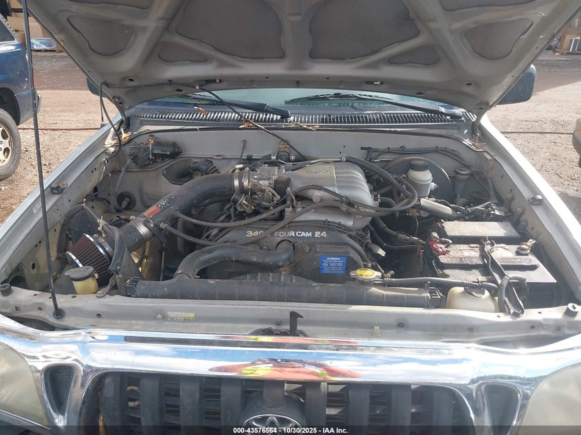 5TEWN72N42Z047712 2002 TOYOTA TACOMA photo no. 10