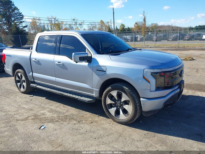 FORD F-150 PLATINUM
