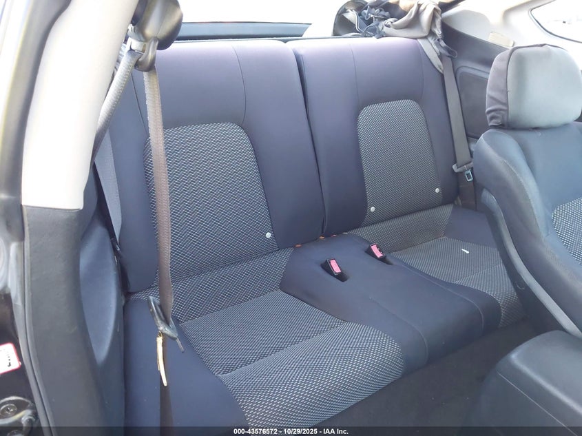 2006 Hyundai Tiburon Gs VIN: KMHHM65DX6U217882 Lot: 43576572