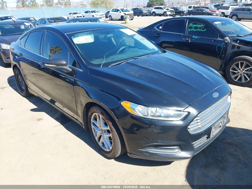 FORD FUSION SE