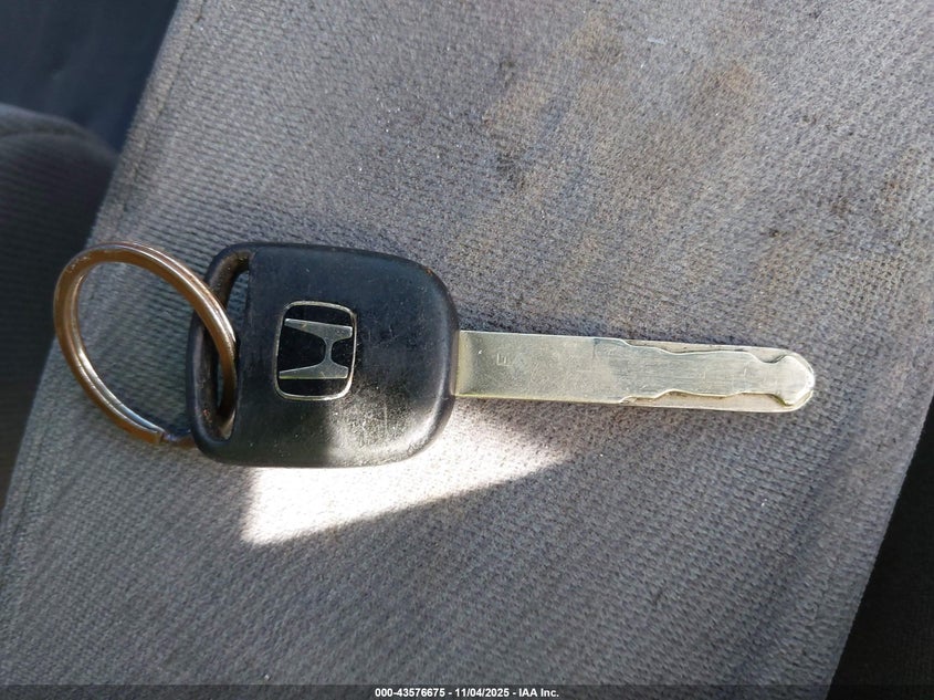 2003 Honda Civic Lx VIN: 2HGES165X3H593554 Lot: 43576675