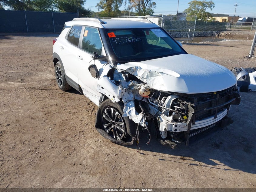 CHEVROLET TRAILBLAZER FWD LT
