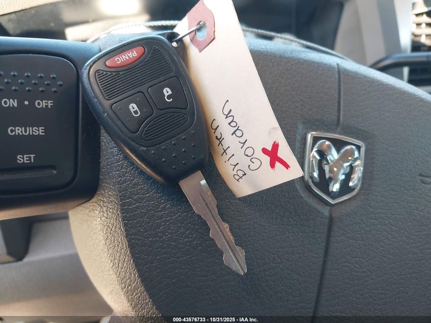 2007 Dodge Ram 1500 Slt/Trx4 Off Road/Sport VIN: 1D7HU18297S167903 Lot: 43576733