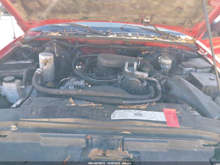 2000 Chevrolet Blazer Ls VIN: 1GNDT13W6Y2173186 Lot: 43576879