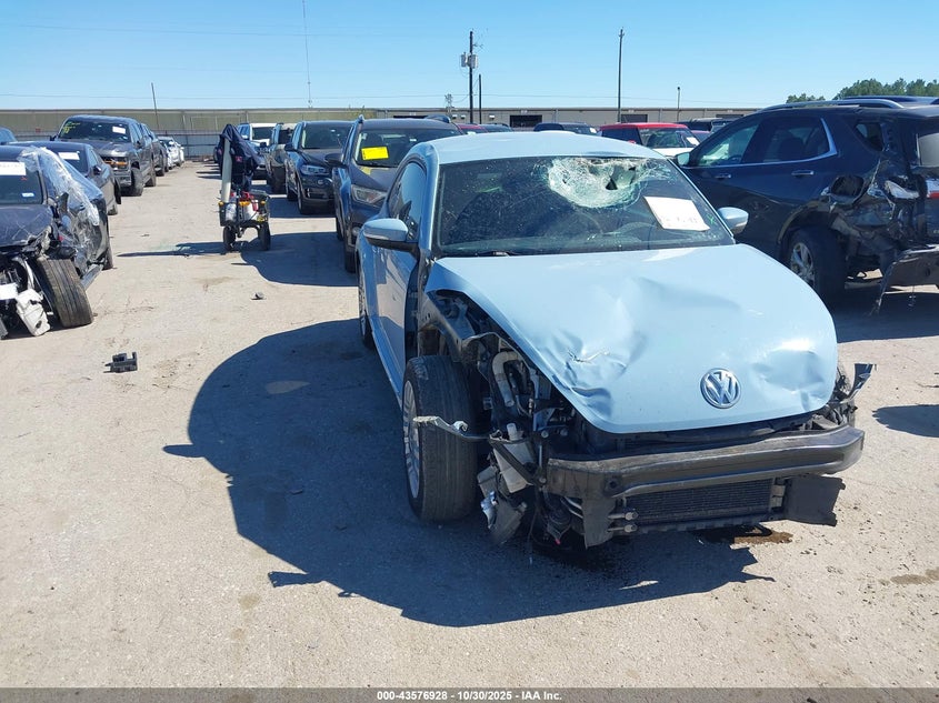 VOLKSWAGEN BEETLE 1.8T