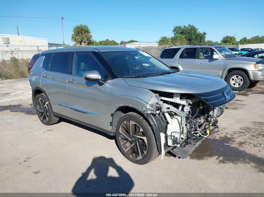 MITSUBISHI OUTLANDER BLACK EDITION S-AWC/SE 2.5 S-AWC/SE LAUNCH EDITION S-AWC