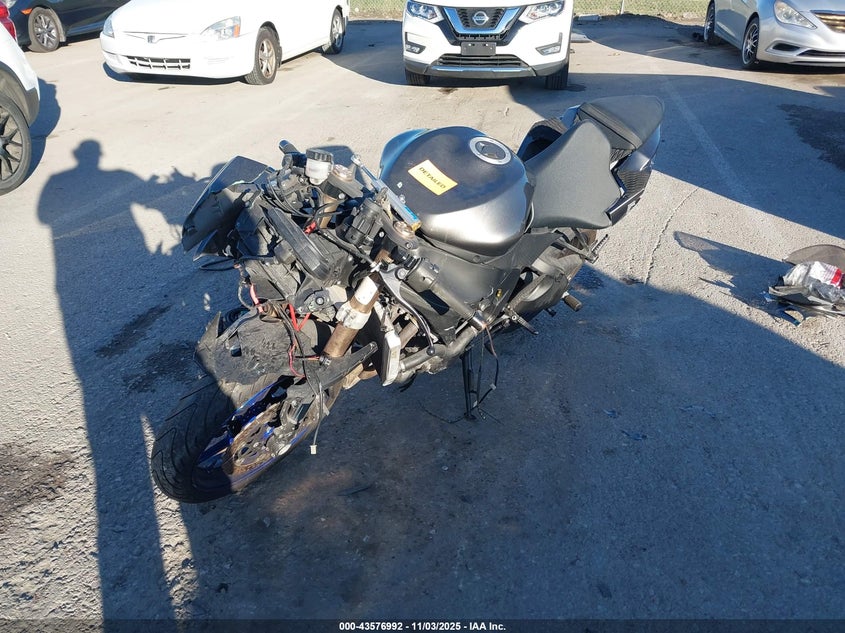 2009 KAWASAKI ZX600 auction photo 2