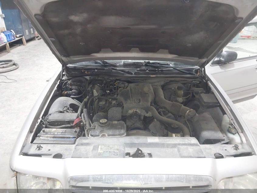 2004 Ford Crown Victoria Lx VIN: 2FAFP74W44X137372 Lot: 43576996