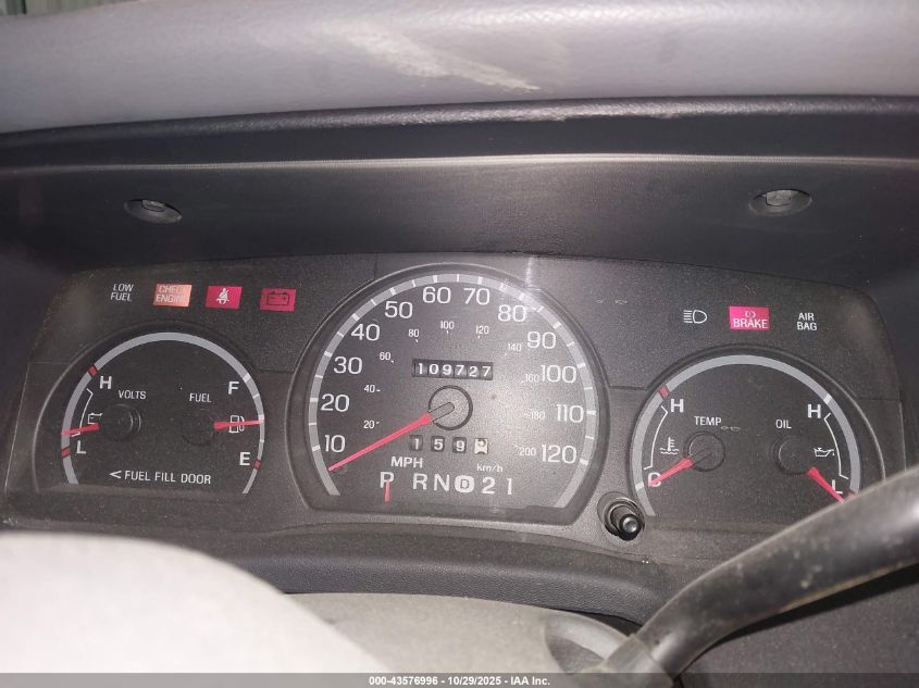 2004 Ford Crown Victoria Lx VIN: 2FAFP74W44X137372 Lot: 43576996