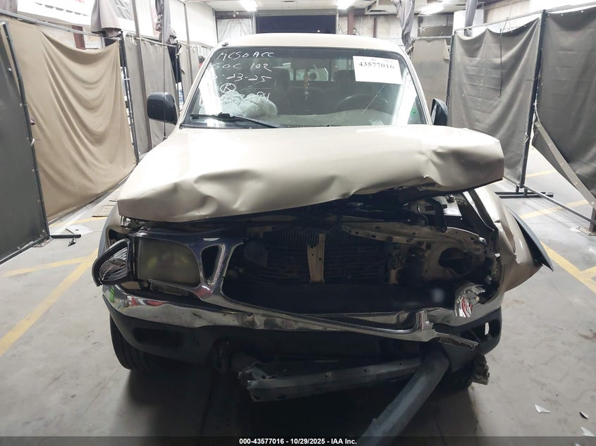 5TEGN92N42Z053994 2002 TOYOTA TACOMA photo no. 12